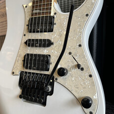 Consignment/Used Ibanez RG350 DXZ /no case