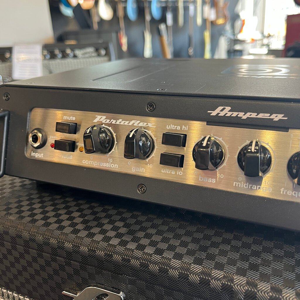 Ampeg Used/Consignment Ampeg PF800 Head