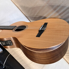 Taylor Guitars Taylor Academy A12e-N Acoustic Guitar