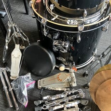 Consignment/Used Pearl Export Drum Kit - Black