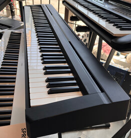 Yamaha Used Yamaha P45 with Stand/pedal