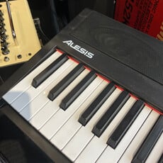 Yamaha Consignment/Used Alesis Recital Keyboard - w/Stand and Bench