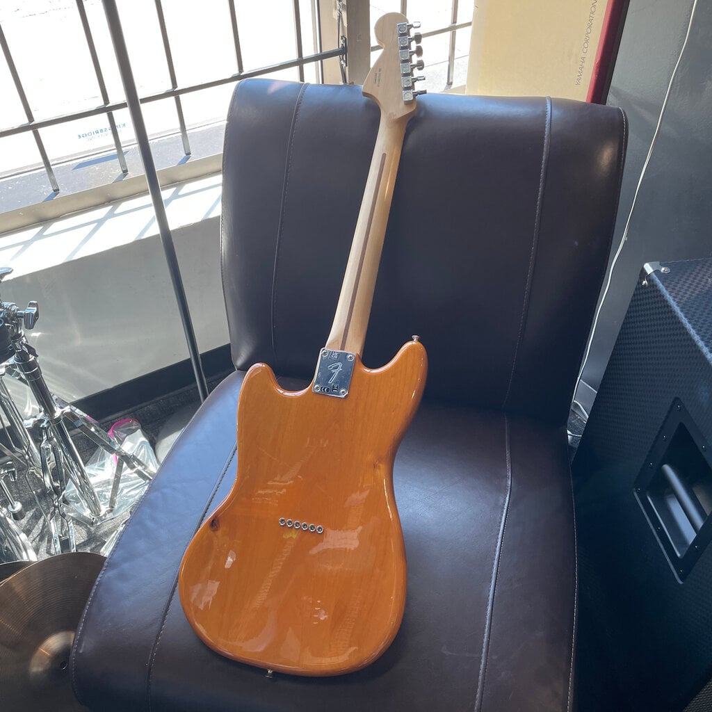 Fender Consignment/Used Fender Player Mustang 90 - Aged Natural w/Gig Bag