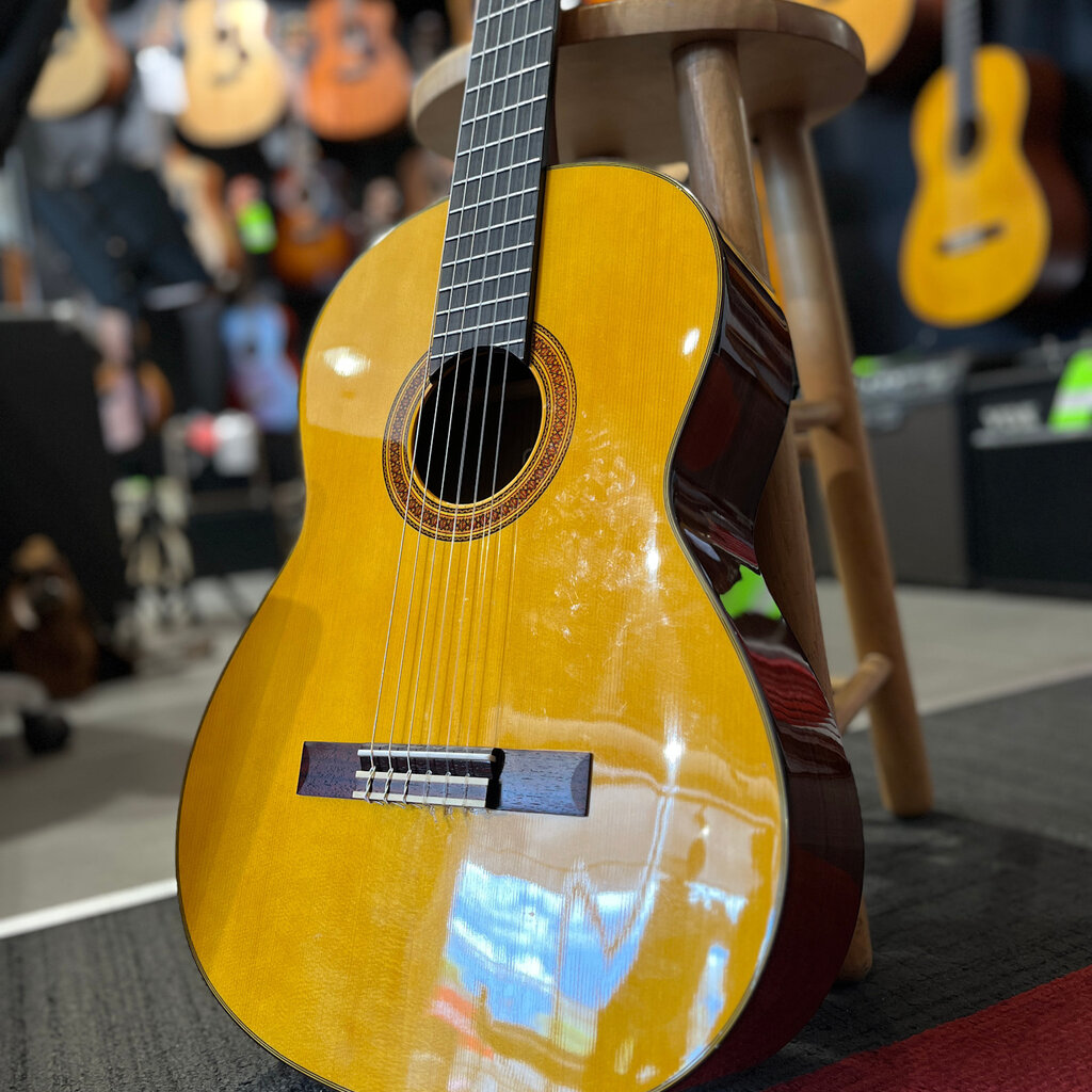 Yamaha Yamaha CG-TA NT Classical Guitar (Demo)