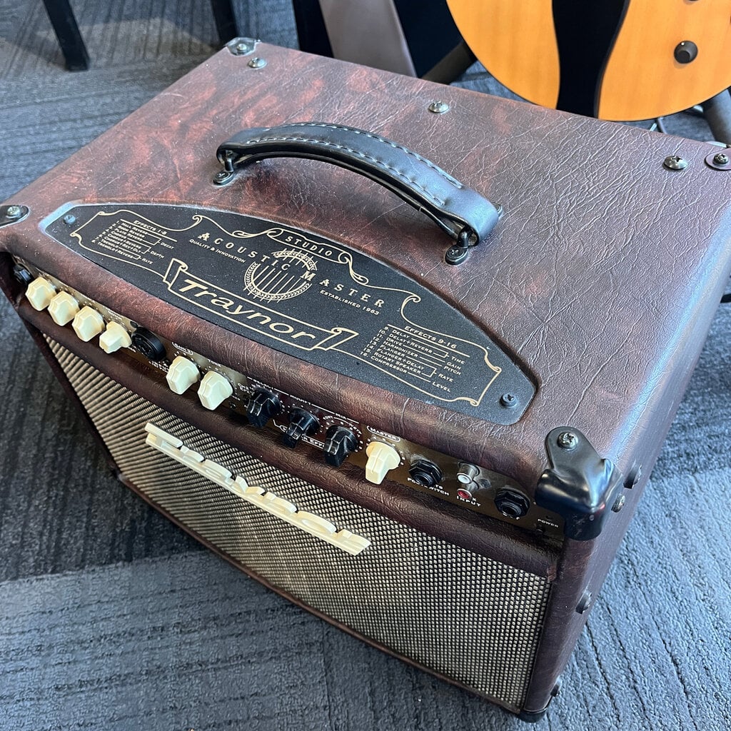 Used Traynor Acoustic Master Studio Amplifier