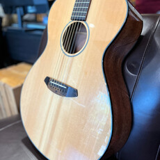 Breedlove Consignment/Used Breedlove Discovery Concerto Natural 2019