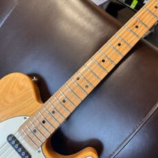 Used/Consignment G & L ASAT Classic BSB w/dlx G & L Hardshell case 1994
