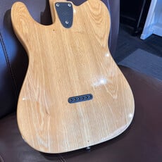 Used/Consignment G & L ASAT Classic BSB w/dlx G & L Hardshell case 1994