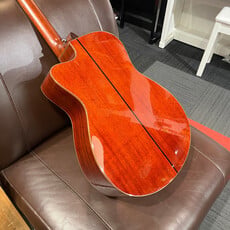 Yamaha Consignment/Used Yamaha AC5M w/Case