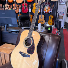 Yamaha Used Yamaha LL16R Acoustic Guitar w/Yamaha Bag