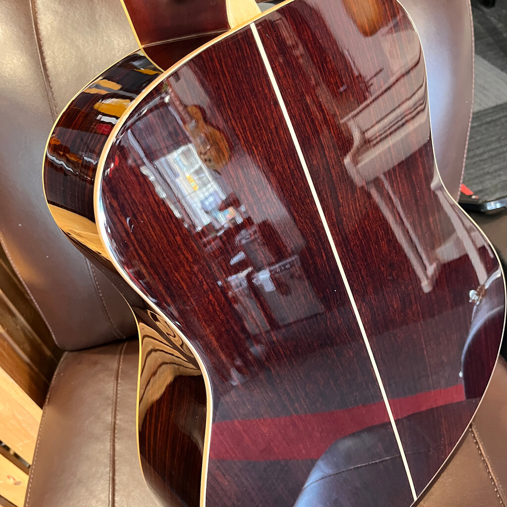 Yamaha Used Yamaha LL16R Acoustic Guitar w/Yamaha Bag