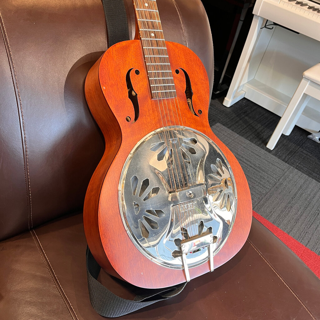 Consignment/Used Gretsch G9200 Boxcar Round-Neck, Mahogany Body Resonator Guitar - Natural
