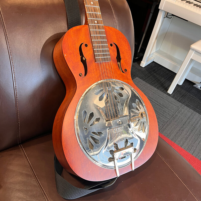 Consignment/Used Gretsch G9200 Boxcar Round-Neck, Mahogany Body Resonator Guitar - Natural