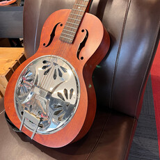 Consignment/Used Gretsch G9200 Boxcar Round-Neck, Mahogany Body Resonator Guitar - Natural