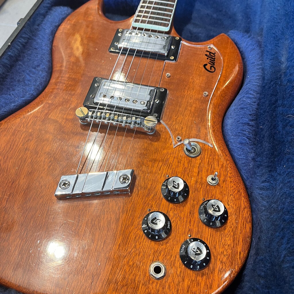 Consignment/Used Guild S-100 NB Natural w/case 1973