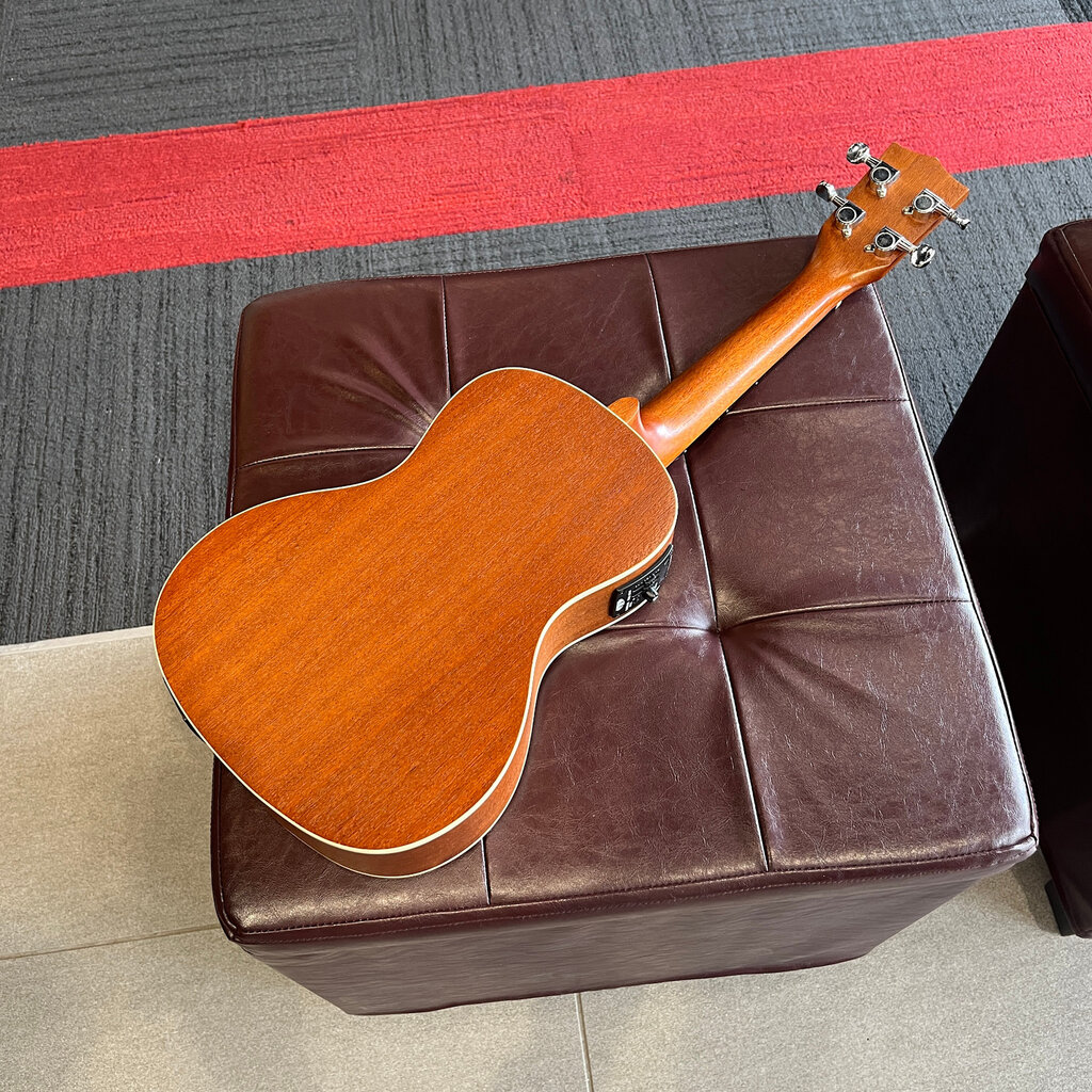 Kala Consignment/Used Kala KA-CE w/Bag