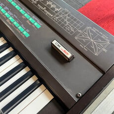 Yamaha Consignment/Used Yamaha DX7 Digital Synthesizer w/Road Case