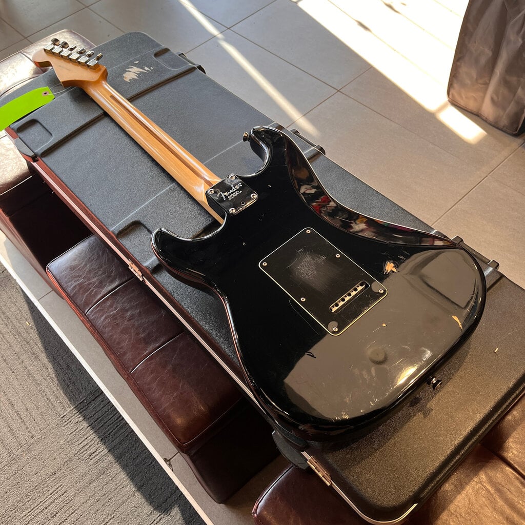 Fender Consignment/Used 2011 Fender American Standard Stratocaster - Black (w/ Case)
