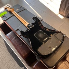Fender Consignment/Used 2011 Fender American Standard Stratocaster - Black (w/ Case)