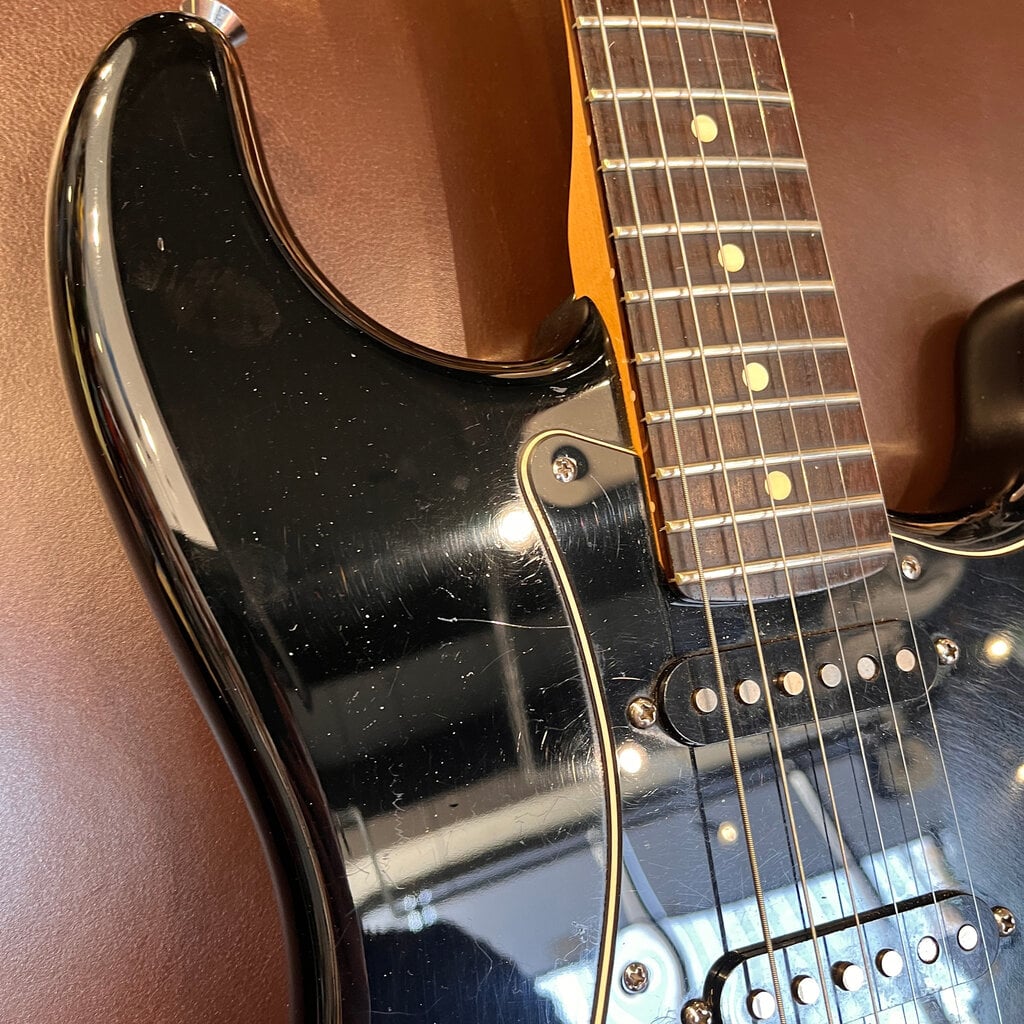 Fender Consignment/Used 2011 Fender American Standard Stratocaster - Black (w/ Case)