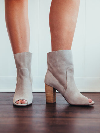 Chinese Laundry Tomgirl