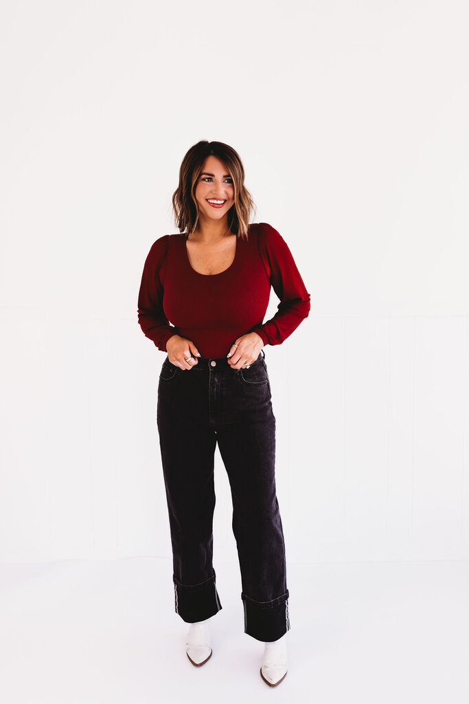 active basic Red Blend Mesh Top