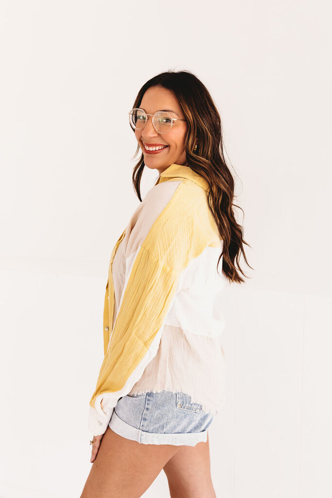 very j Lemon Squeeze Color block Top