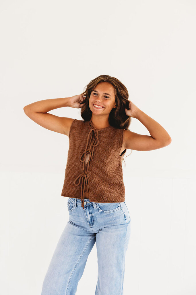 Falling Fast Tie Vest