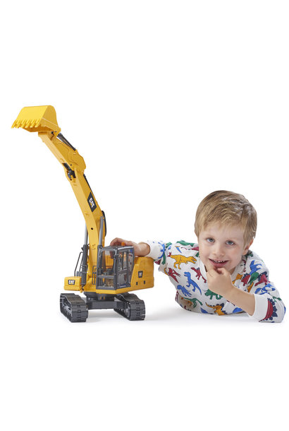 Bruder CAT Excavator
