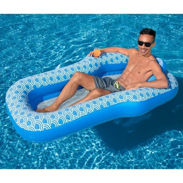 Best Pool Float the Comfort Plush Lounge-3
