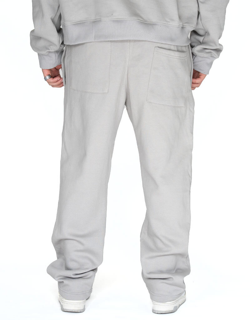 MR Clothing Men Chenille Applique Straight Leg Sweat Pant