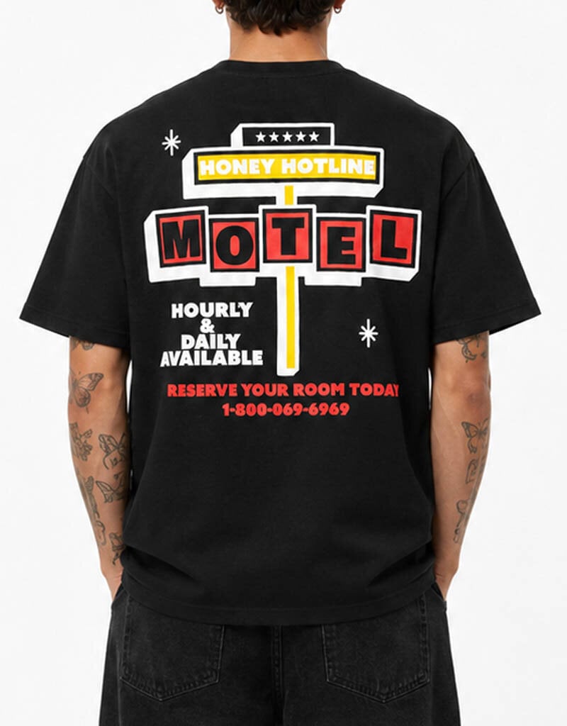 MR Clothing Men Lucky Lodge Box Tee