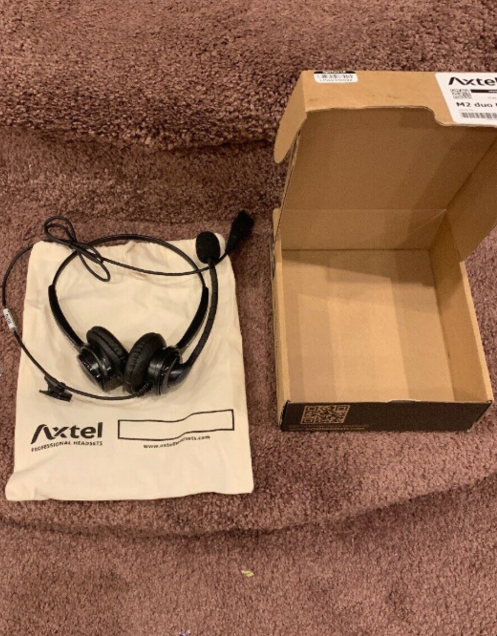 Axtel Axtel M2 Duo Noise Canceling Headset Phone - D3 Surplus Outlet