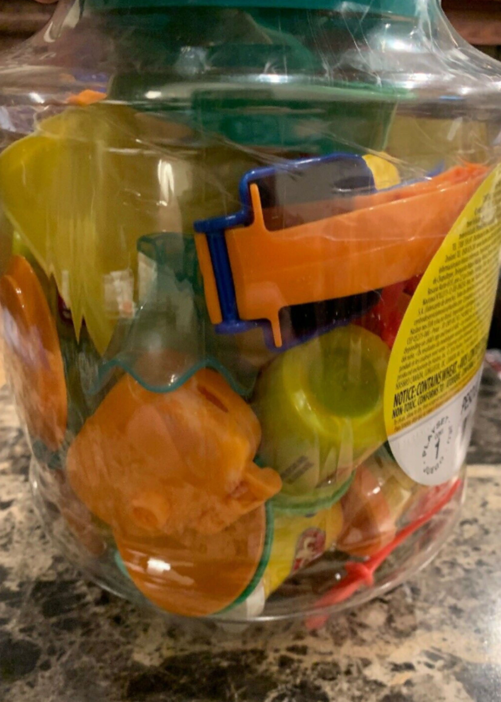 play doh create n store bucket