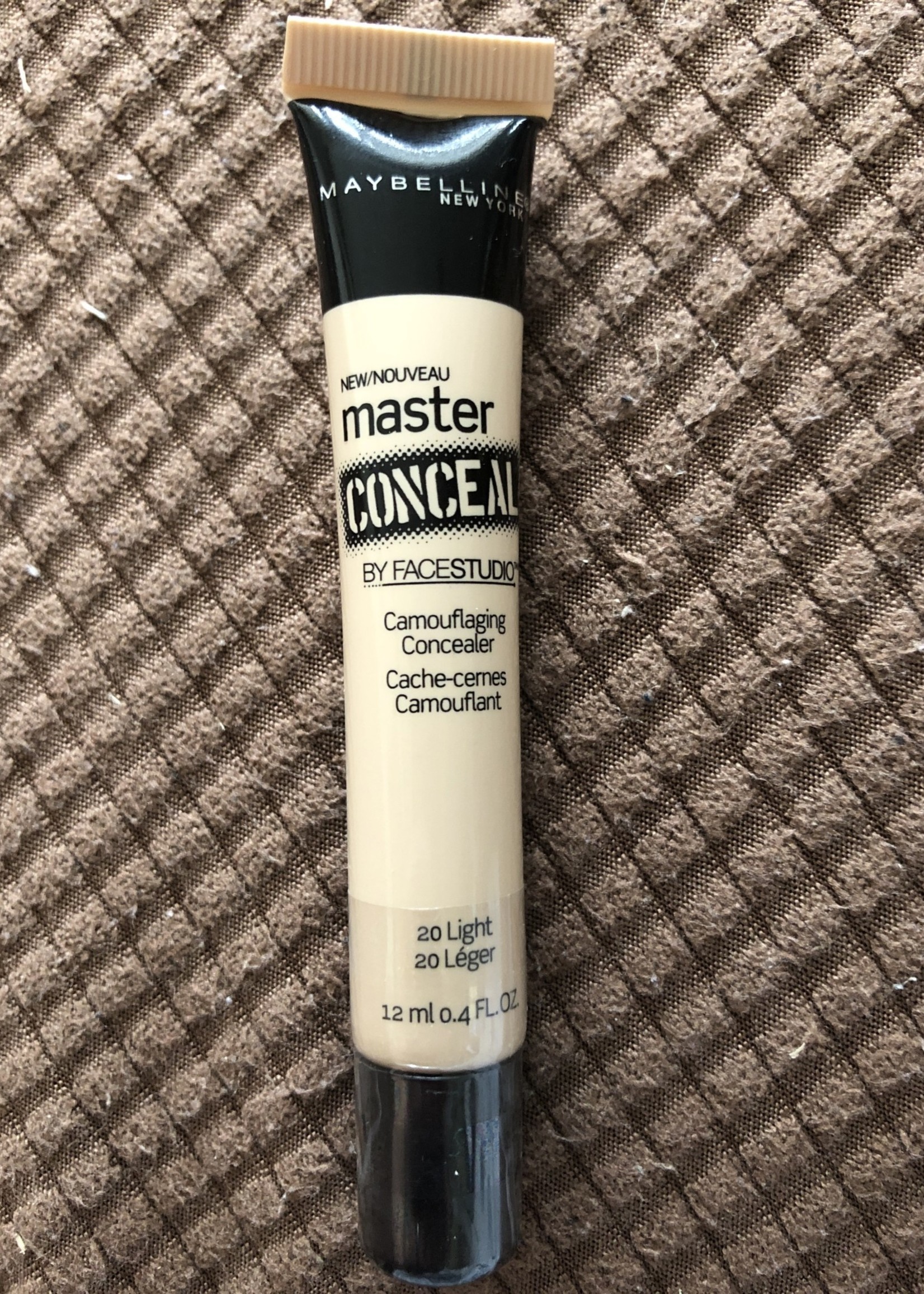 maybelline master conceal 20 light