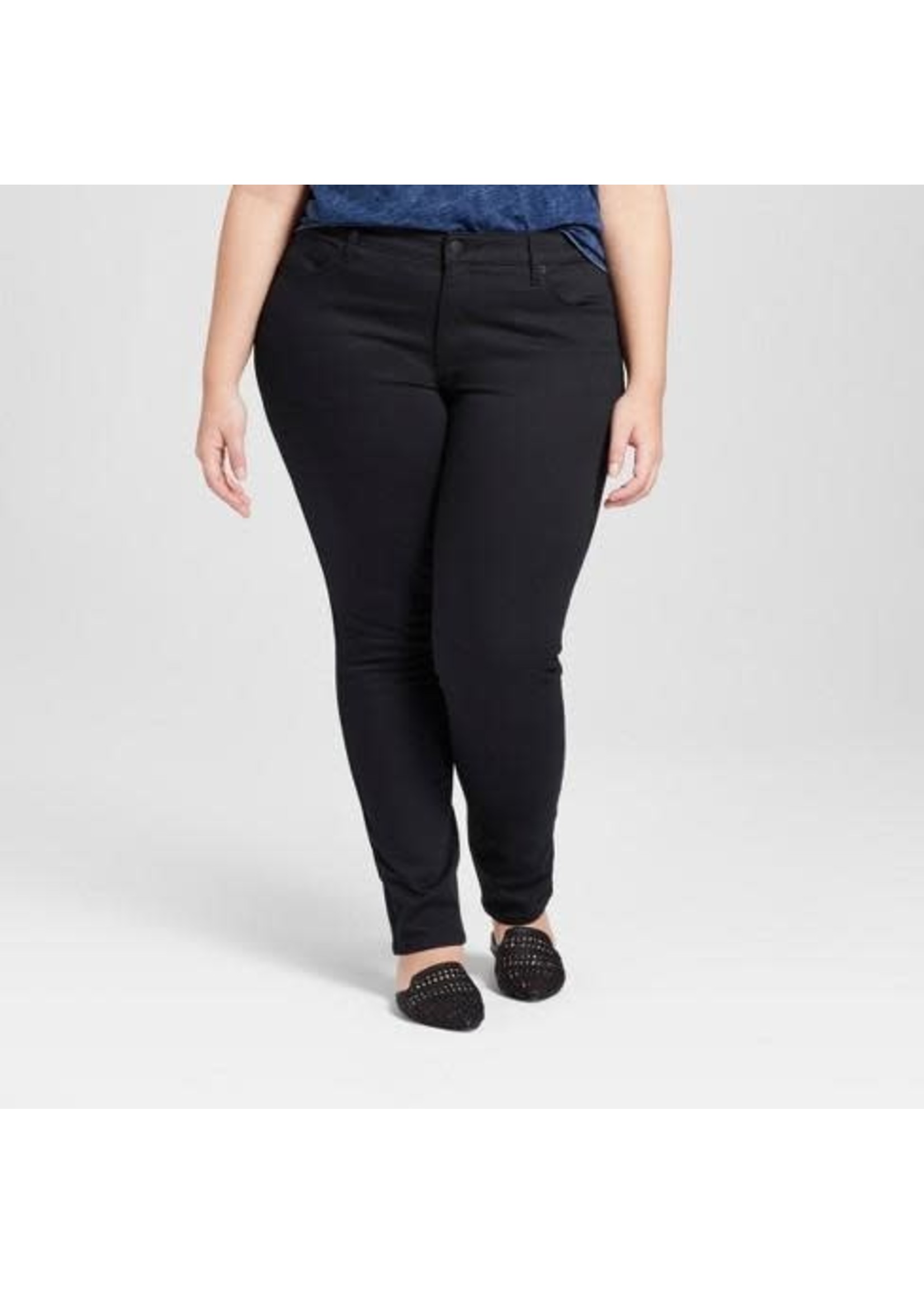 Women's Plus Size Cargo Skinny Leg Pants - Black - Curvy Sense