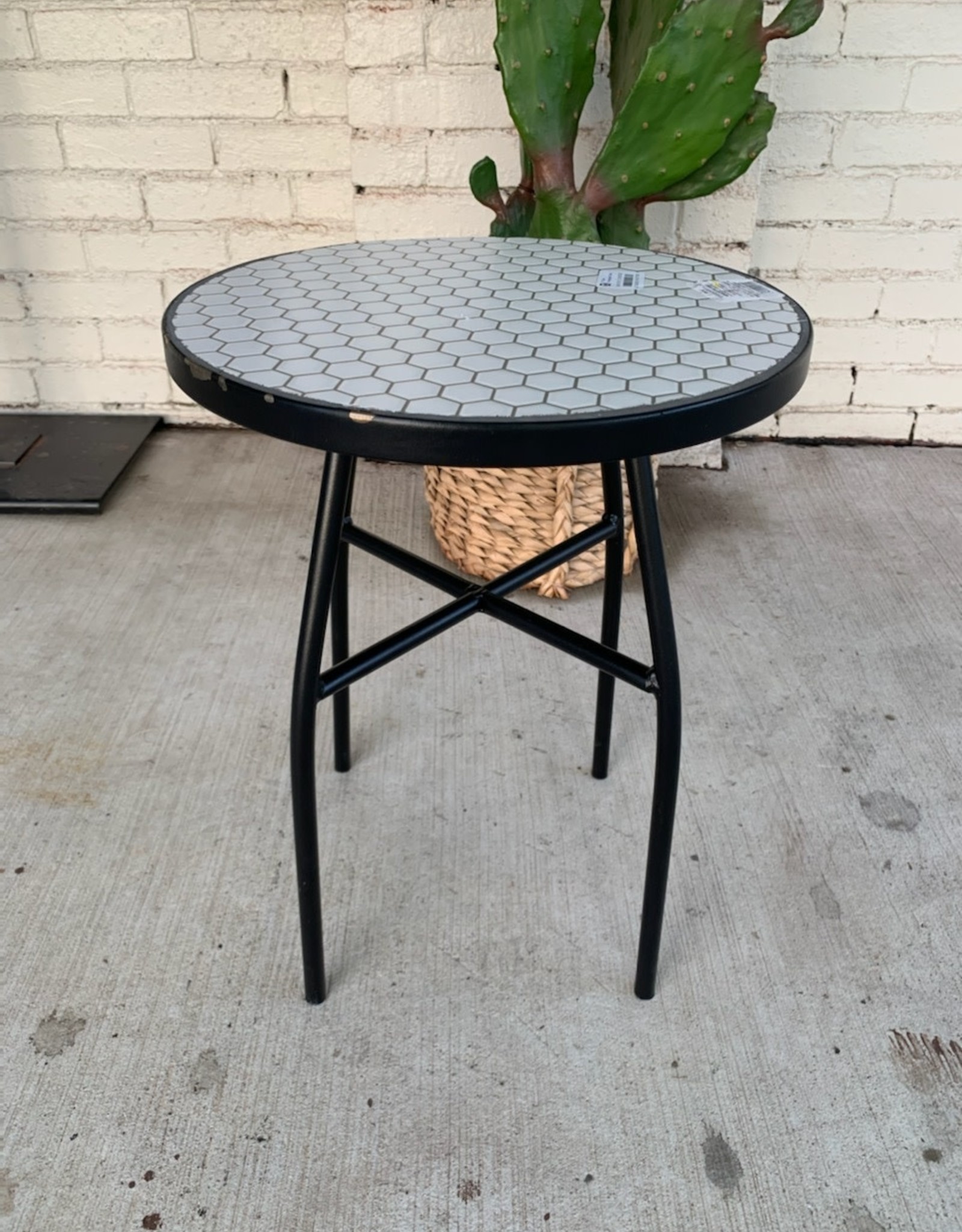 threshold outdoor table