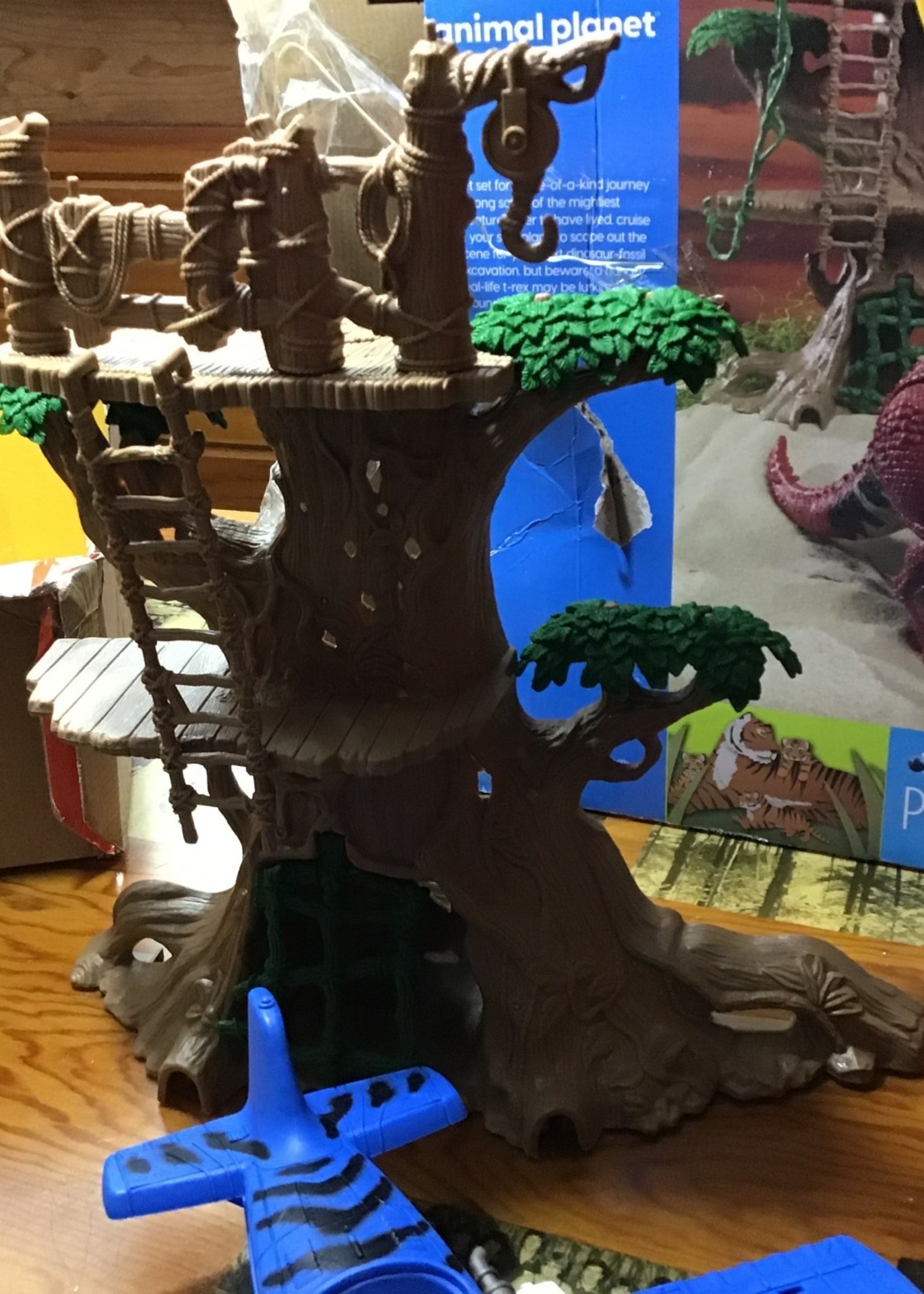 extreme t rex adventure playset