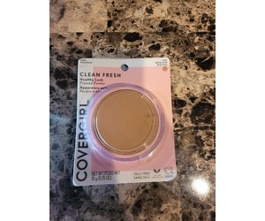 COVERGIRL COVERGIRL Clean Fresh Pressed Powder, Tan, 0.35 Ounce, 620 Deep -  Name Brand Overstock