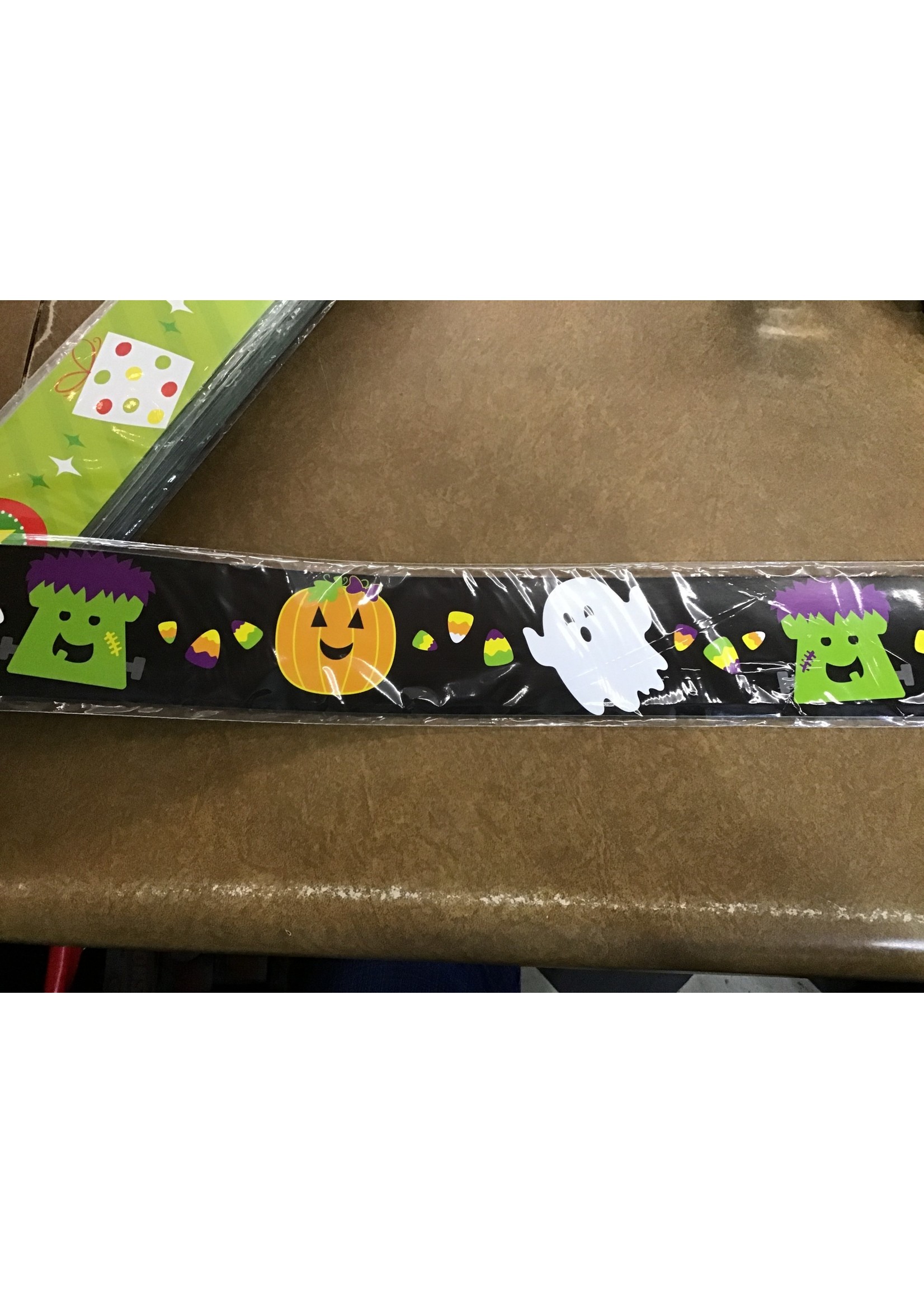 Carson Dellosa 12ct 36' Halloween/Holiday Two-Sided Bulletin Board Borders