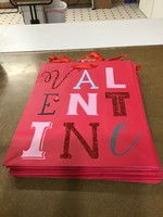 LARGE SPECIALTY BAG VALENTINE LTG ON RED