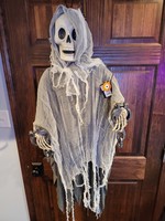 Clamoring Reaper Skeleton Ghoul Halloween Decor - Hyde & EEK! Boutique™