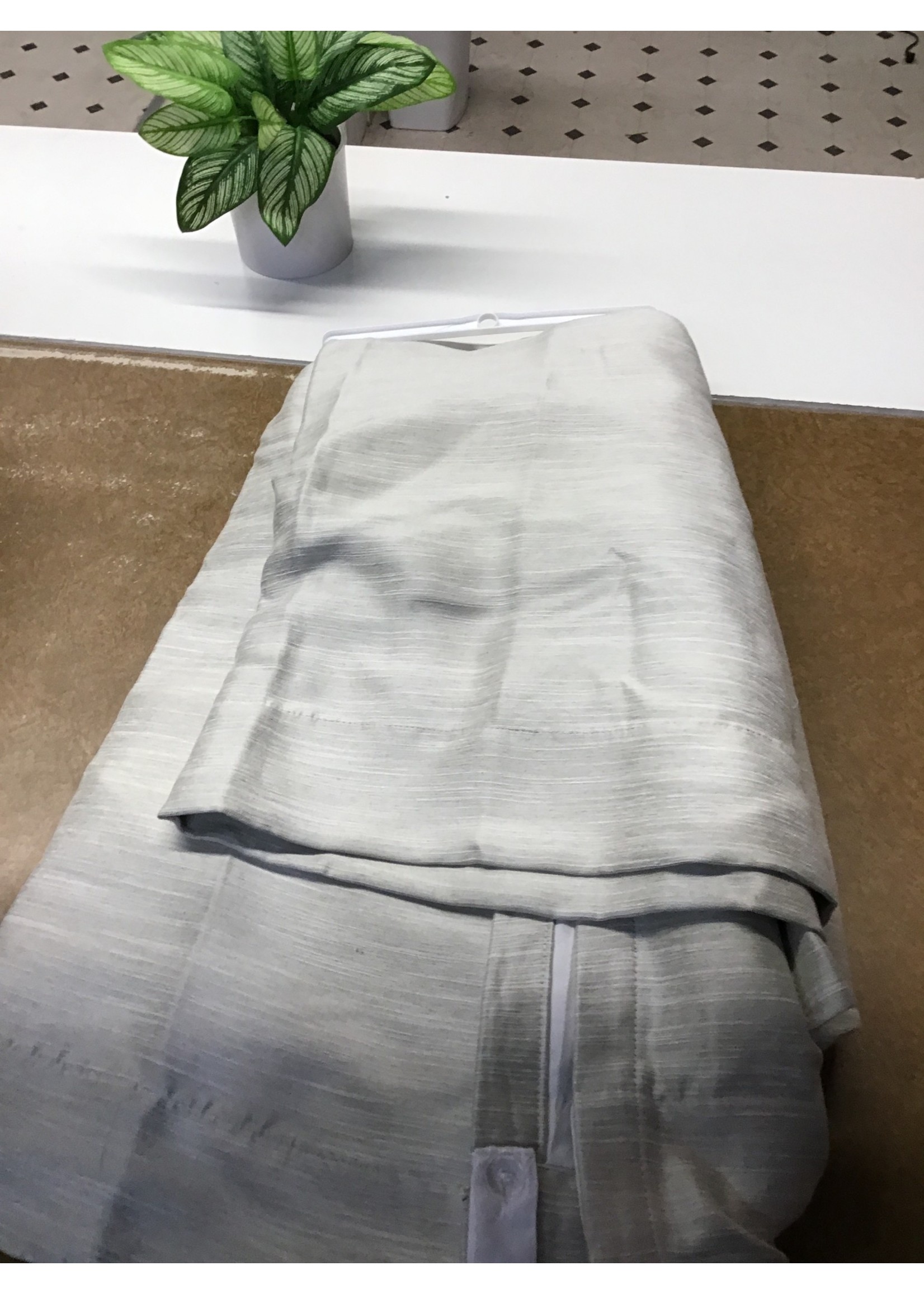 CURTAIN PNLS TAN MODERN STROKE 84"