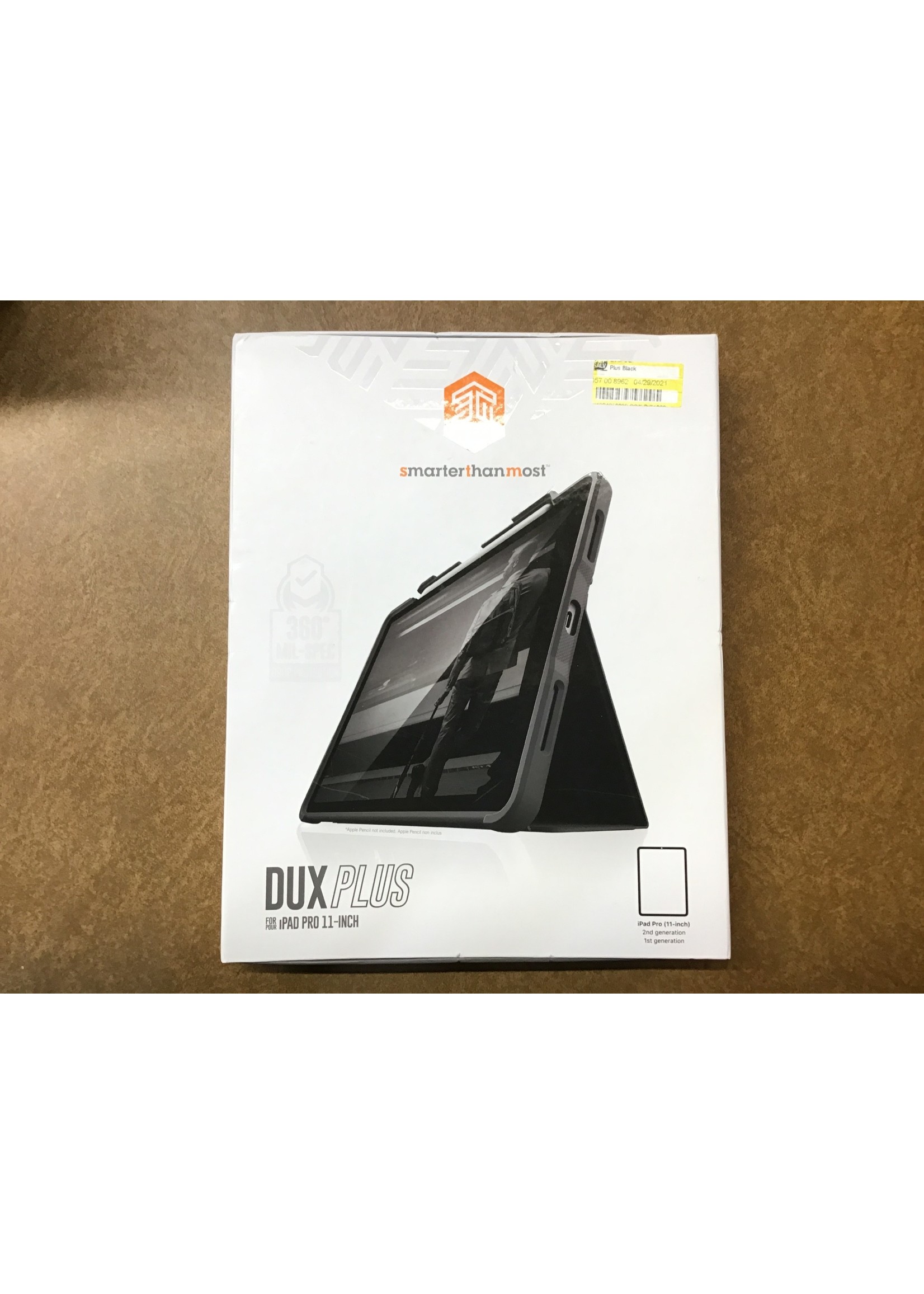 STM Dux Plus (iPad Pro 11"/2nd Gen) - Black