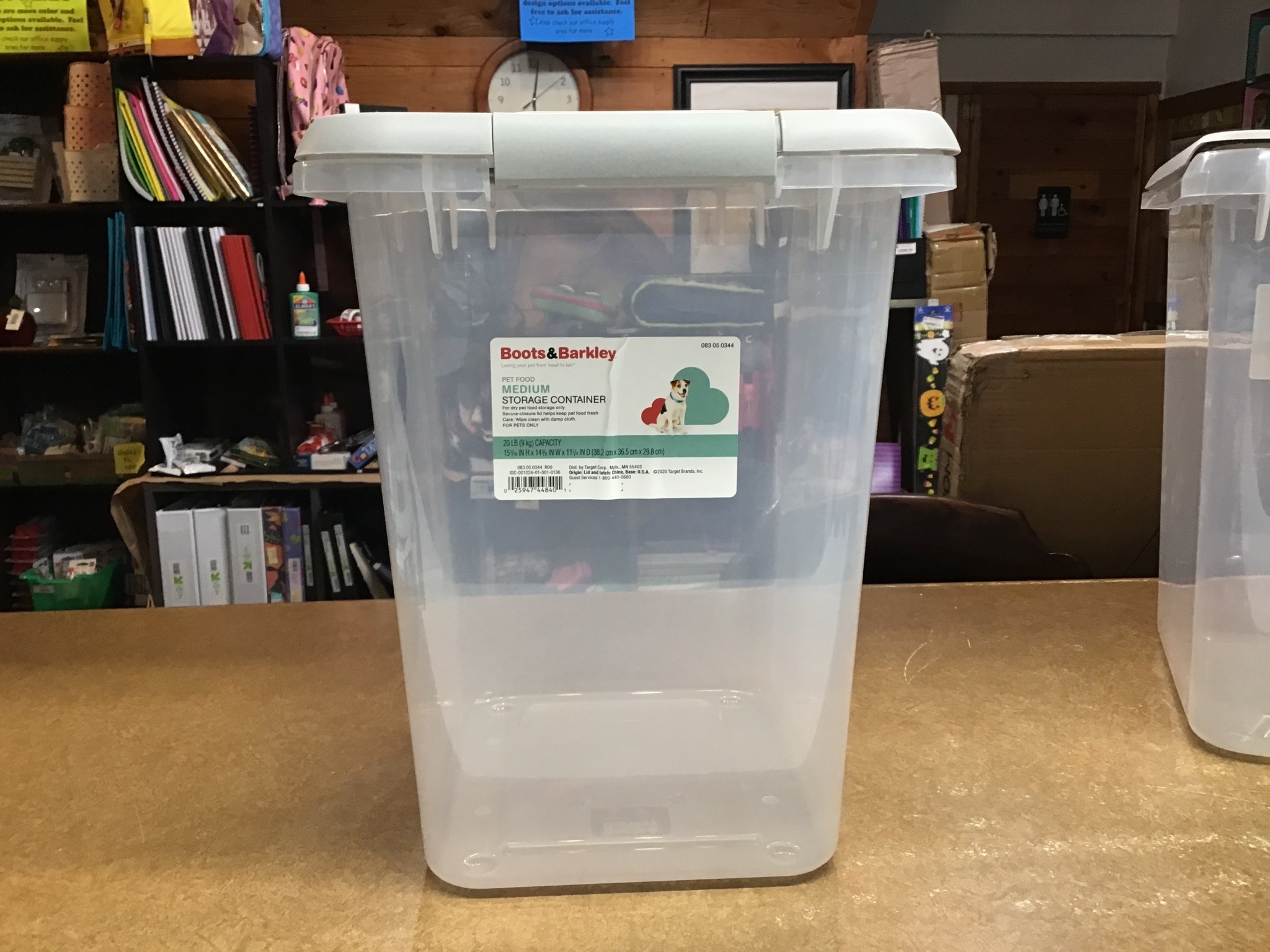 *Broken Lid Hinge Dog Food Storage Container 20lbs Boots & Barkley