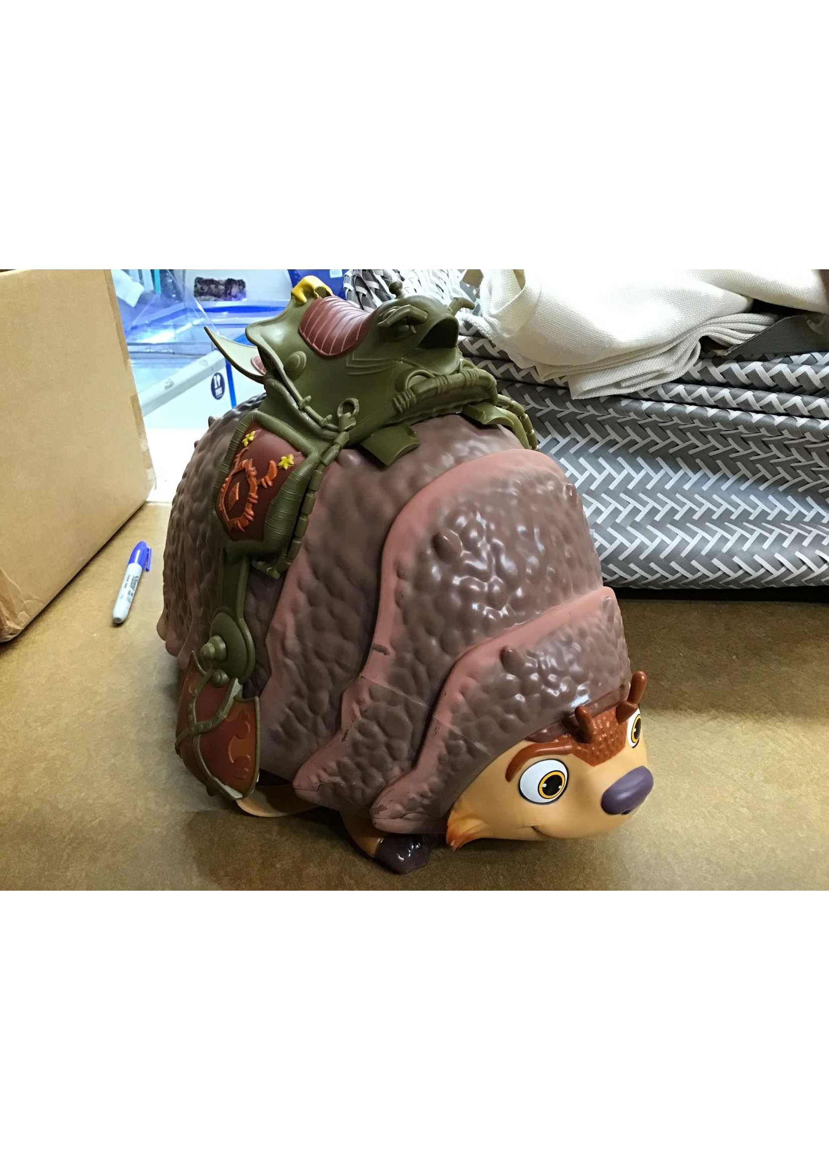 DISNEY RAYA Tuk Tuk Large Doll