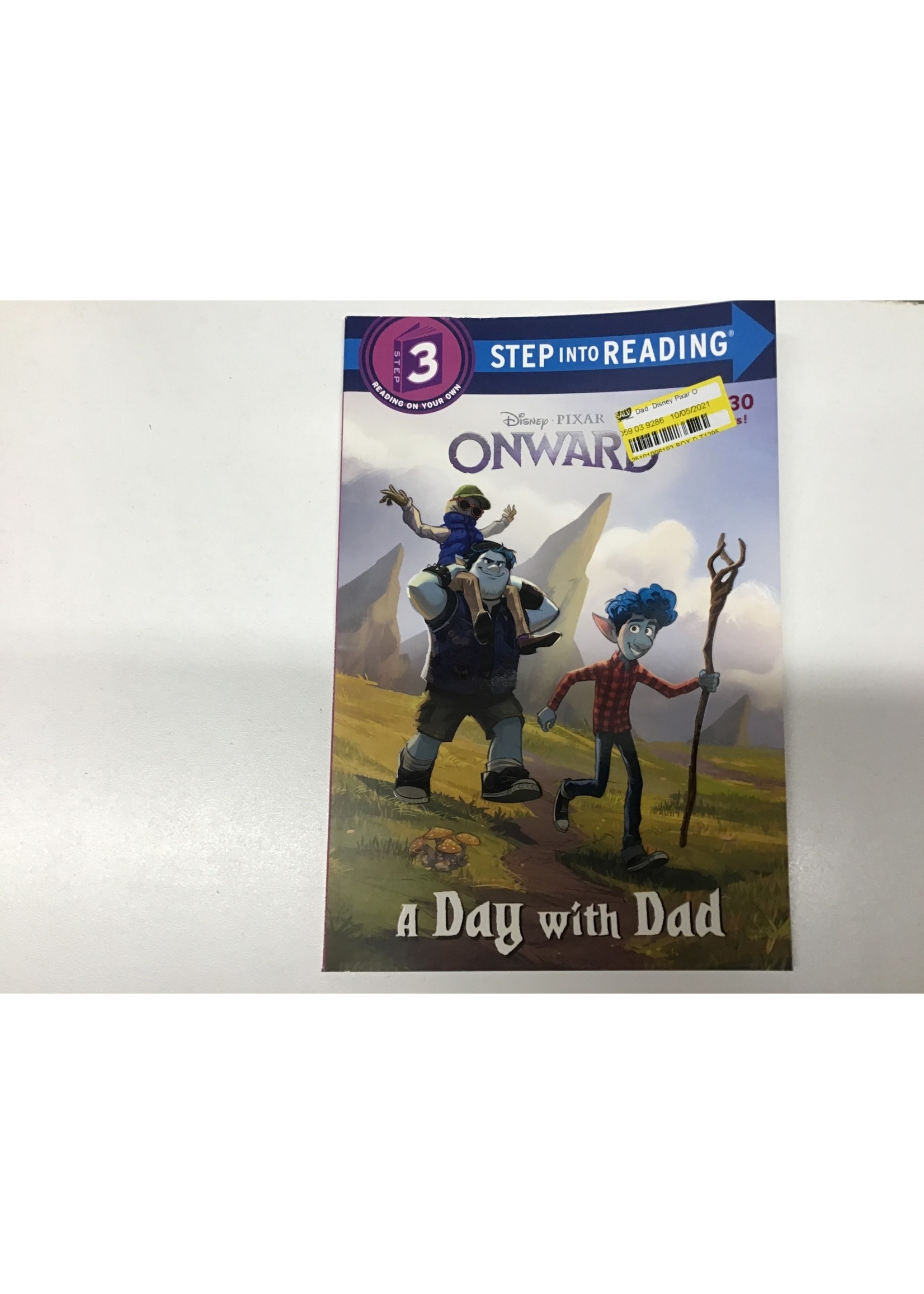 A Day with Dad (Disney/Pixar Onward) - (Step Into Reading) (Paperback)