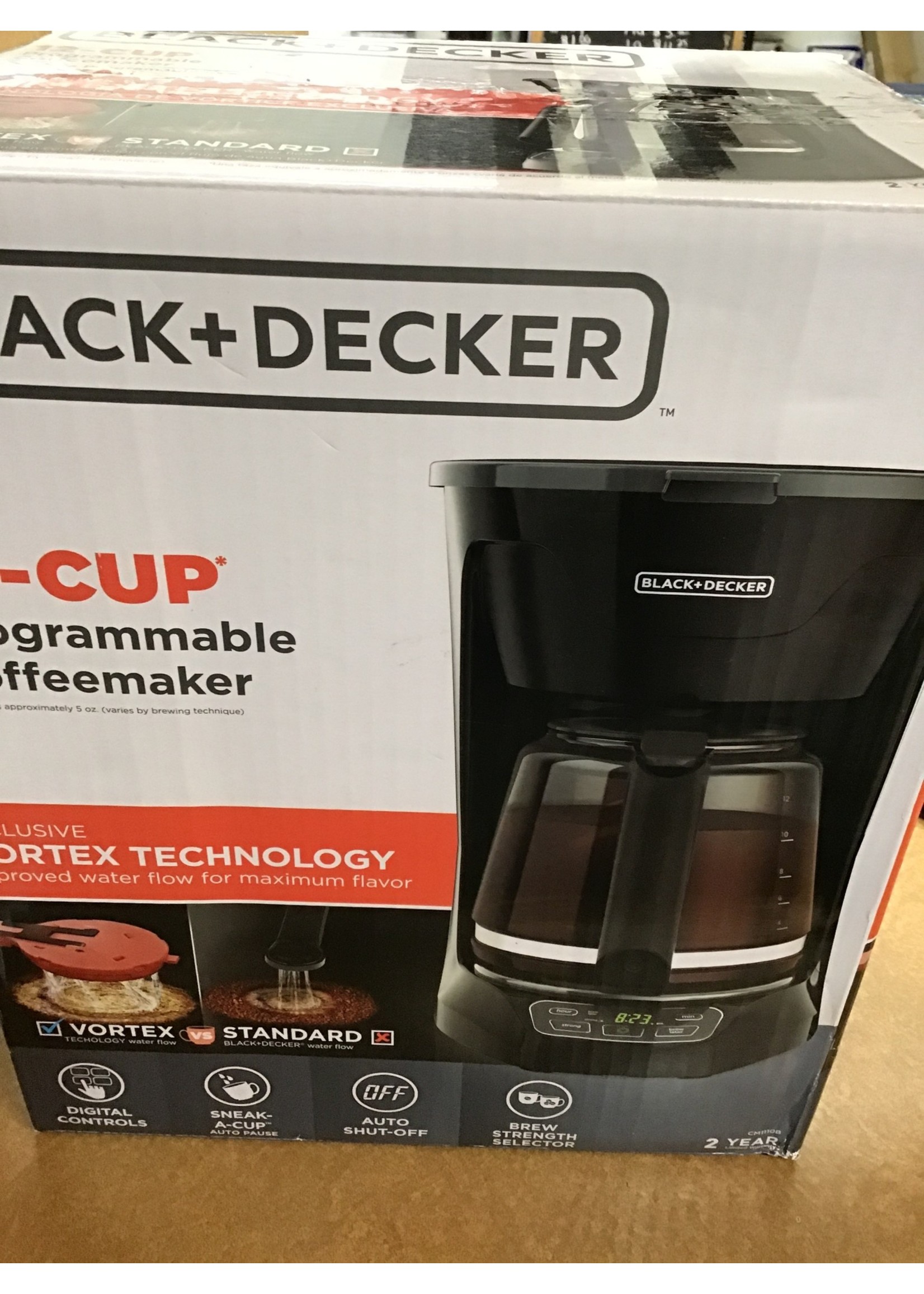 BLACK+DECKER 12 Cup Programmable Coffee 