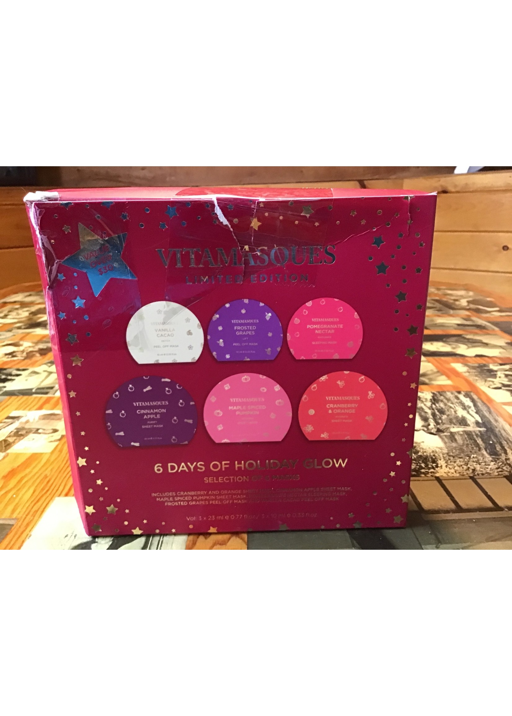 *damaged package* Vitamasques Festive Face Mask Gift Set - Limited Edition - 6ct