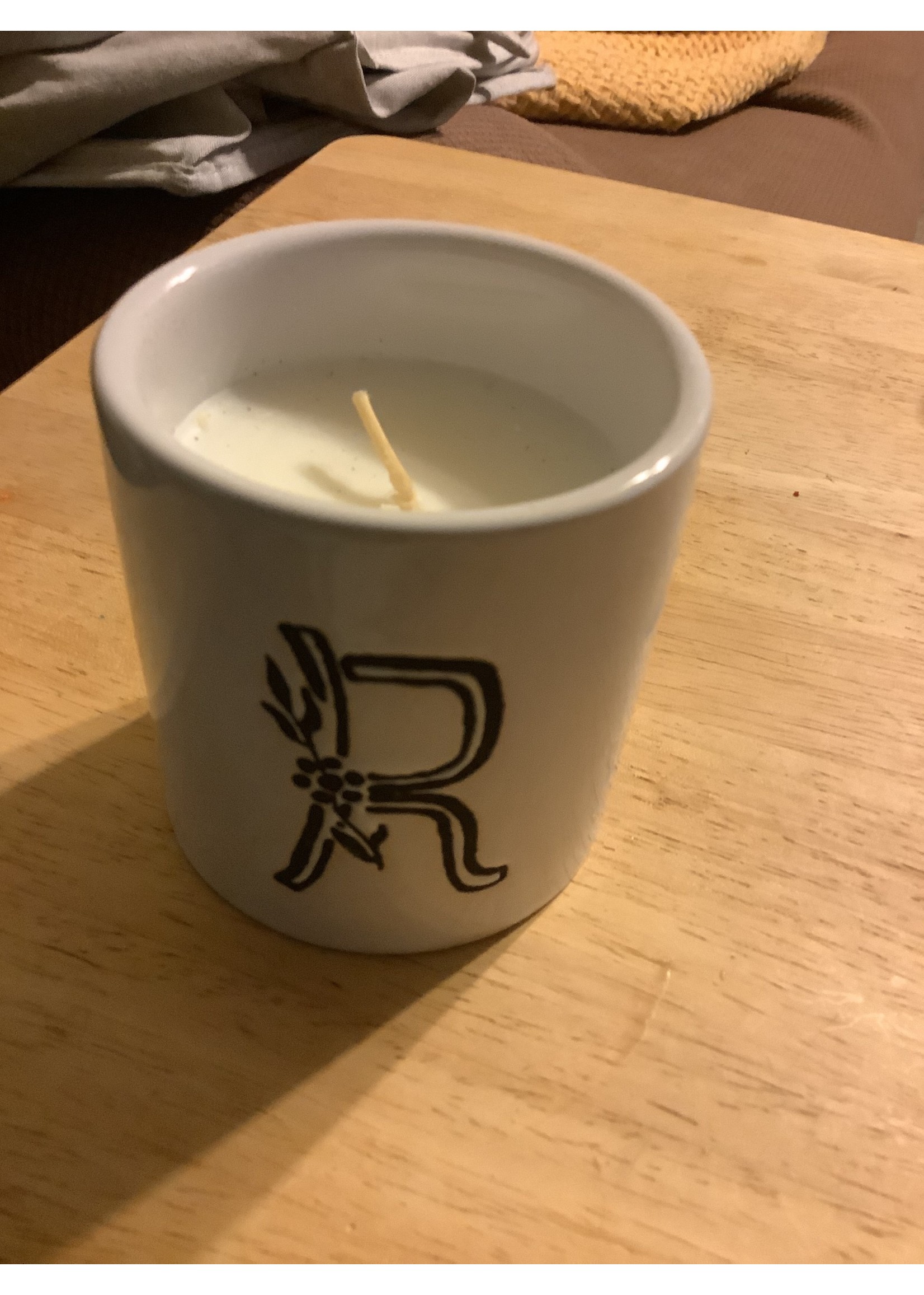 “R” monogrammed Sandlewood 4 oz Ceramic Candle
